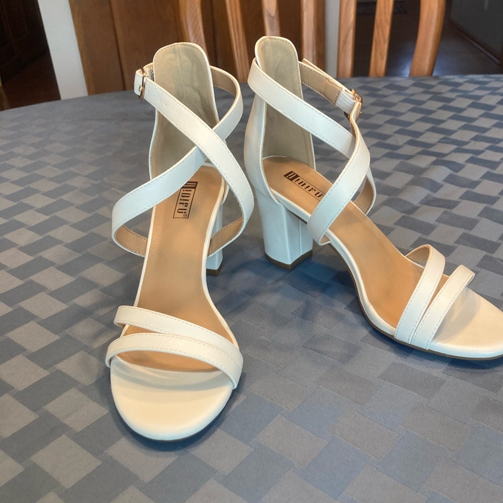 IDIFU Block Heels - Size 8